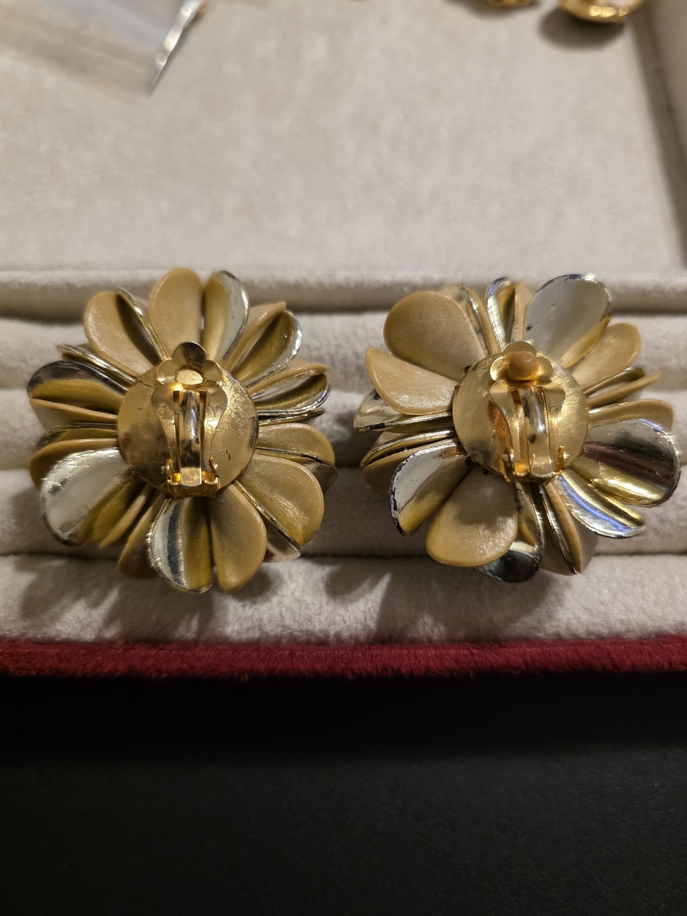 Large, Unique Floral Cluster Clip-On Earrings in Matte And Metallic Goldtone - Picture 2 of 7